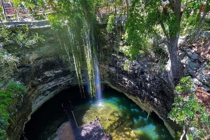 Chichen Itza, Cenote, and Valladolid Tour in Cancun, Mexico